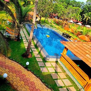 Coco Teros Resort